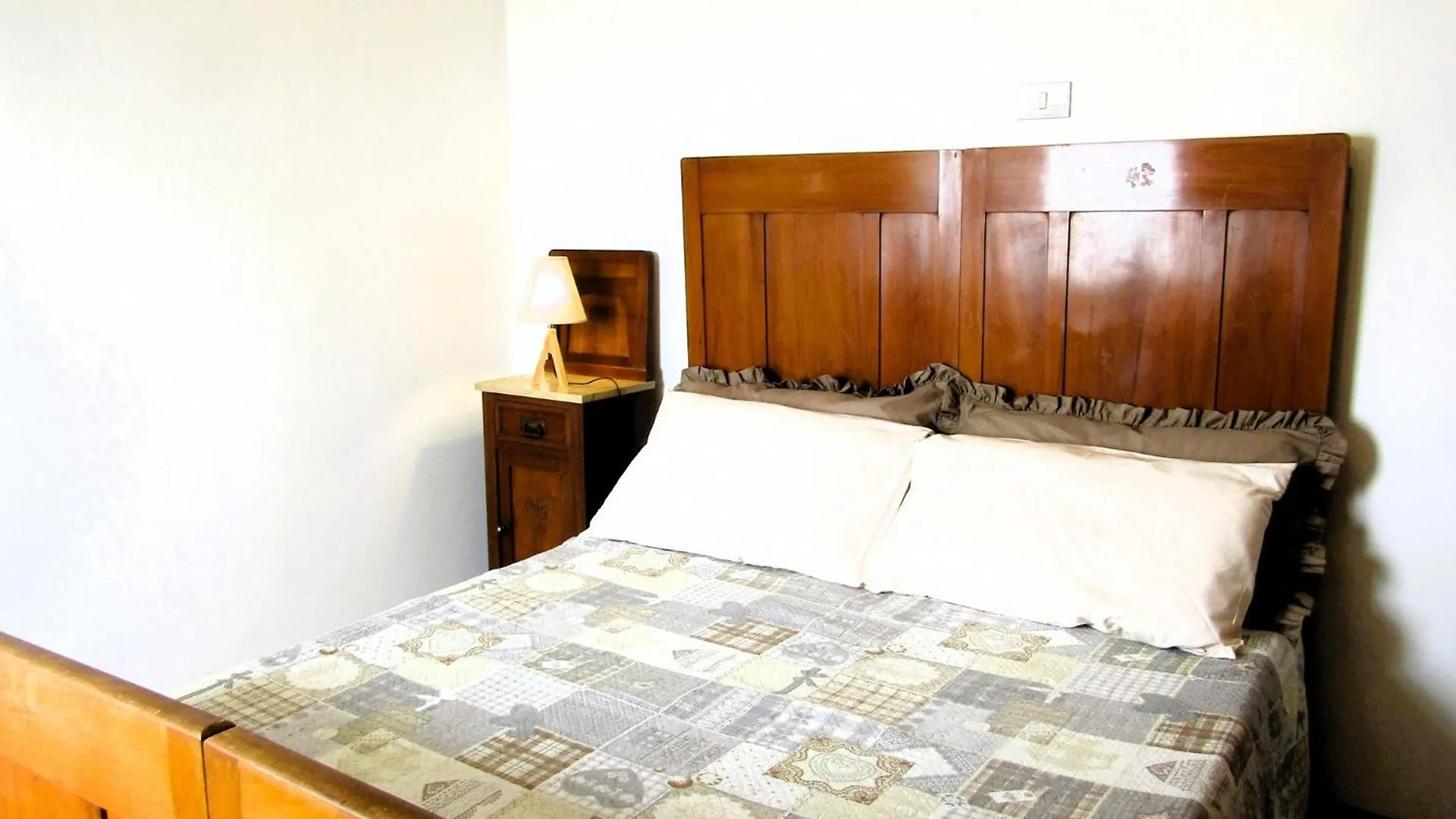 Villa Le Ginestre Camaiore Apartment