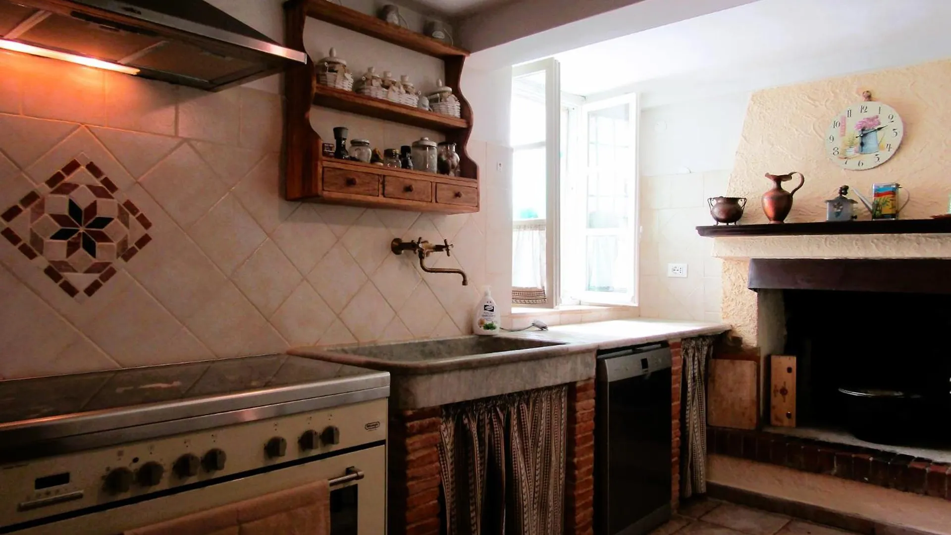 Apartment Villa Le Ginestre Camaiore Italy
