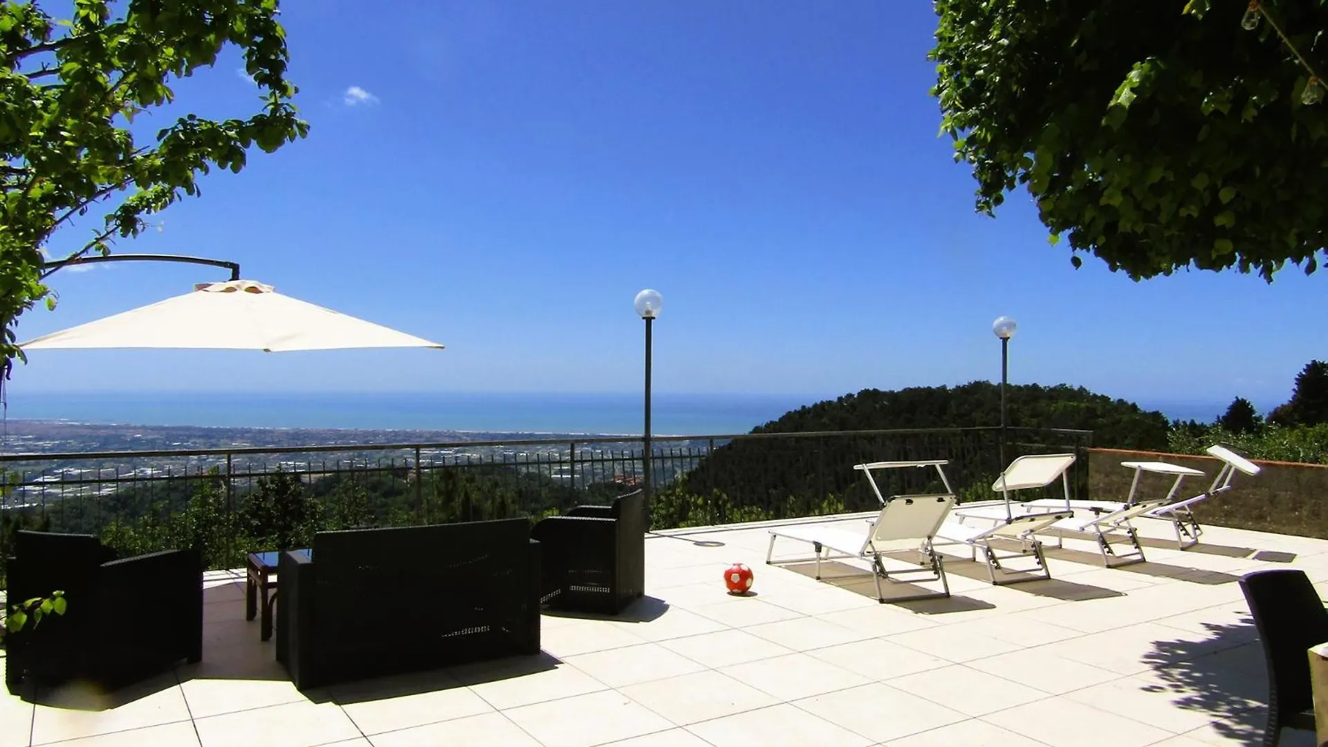 Villa Le Ginestre Camaiore Italy
