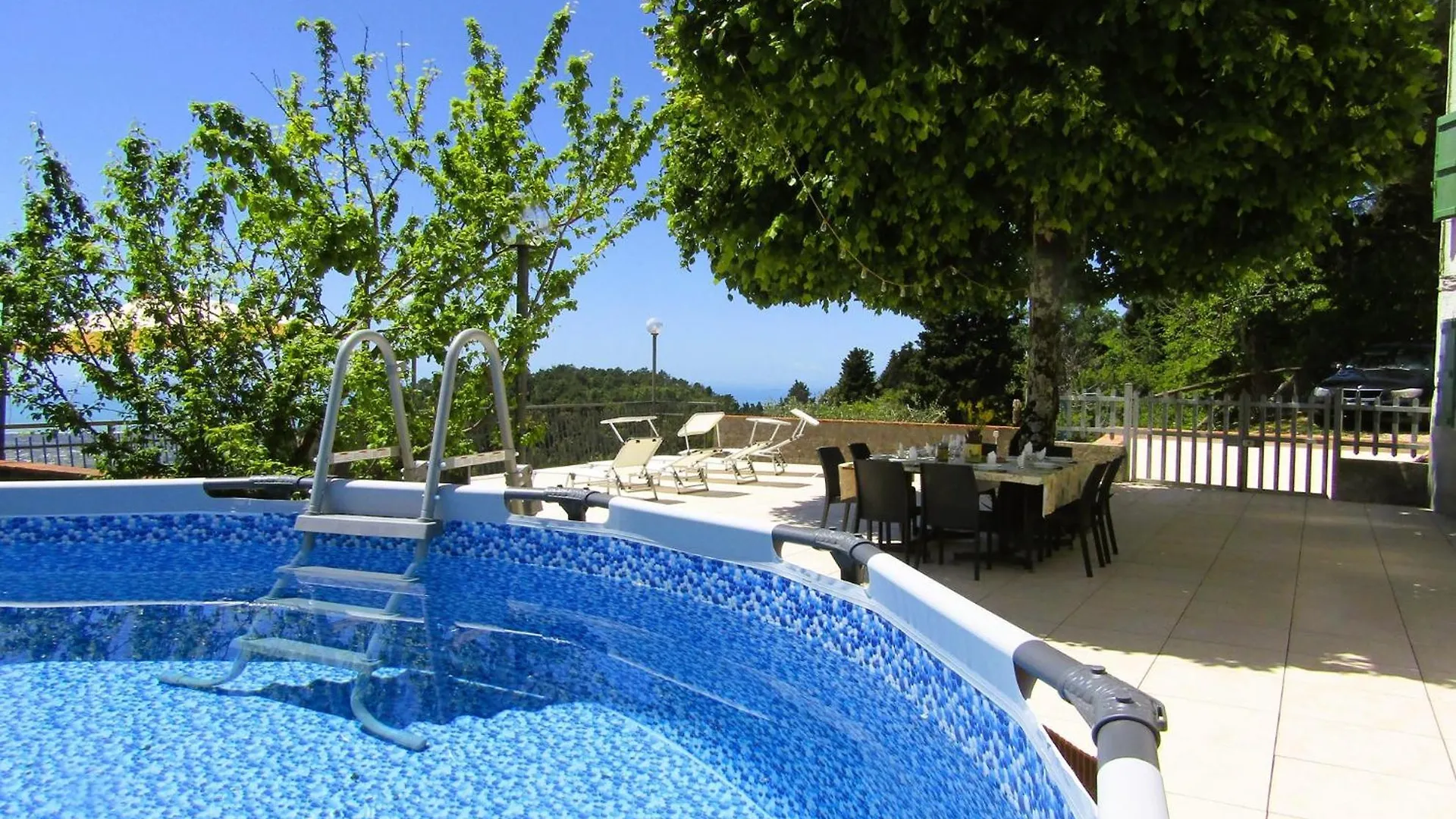 Apartment Villa Le Ginestre Camaiore